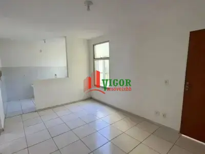 Apartamento com 2 quartos em Santa Clara B