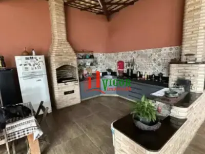 Casa com 4 quartos em São Benedito