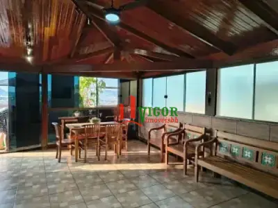 Cobertura com 3 quartos em Lago Azul - 1ª Seção