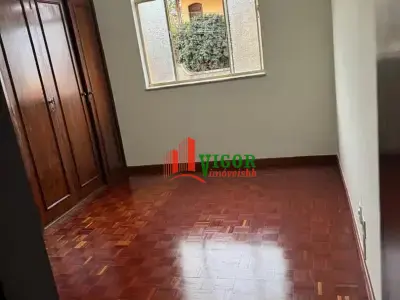 Apartamento com 3 quartos em Renascença