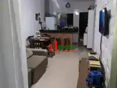Casa com 2 quartos em Floresta Encantada