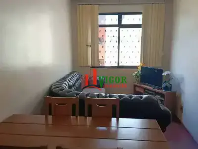 Apartamento com 2 quartos em Centro