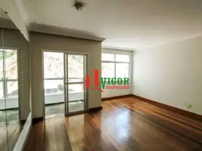Apartamento com 4 quartos em Buritis