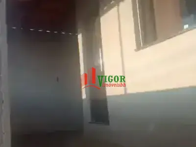 Casa com 2 quartos em Recanto Verde