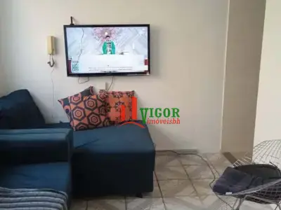 Casa de Condomínio com 2 quartos em Bonsucesso (Barreiro)