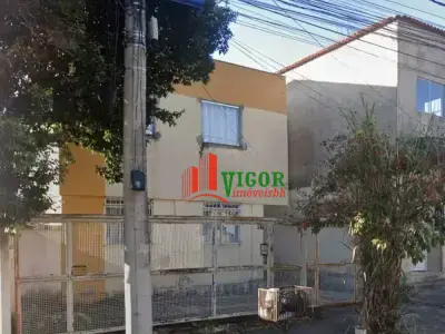 Área Privativa com 2 quartos em Jardim Vitória