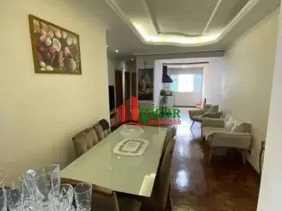 Casa de Condomínio com 3 quartos em Copacabana