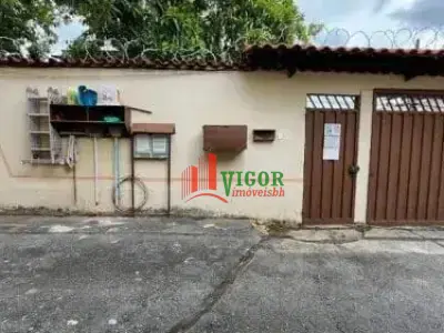 Casa Geminada com 2 quartos em Parque Xangri-Lá