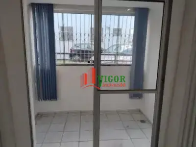 Apartamento com 3 quartos em Fernão Dias