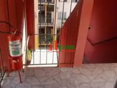 Apartamento com 2 quartos em Jardim Vitória