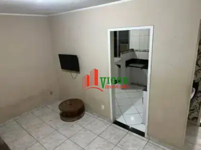 Apartamento com 2 quartos em Kennedy