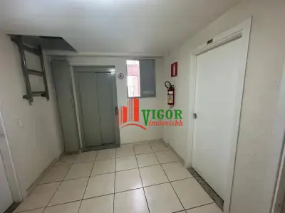 Apartamento com 2 quartos em Santa Clara B