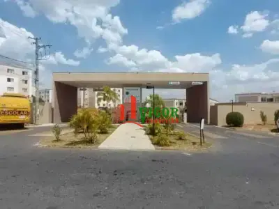 Apartamento com 2 quartos em Jardim Imperial