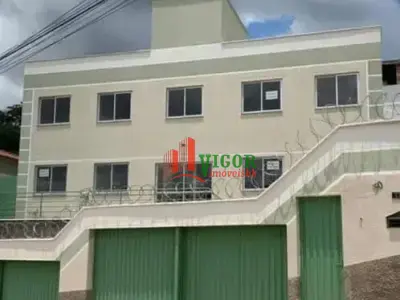 Área Privativa com 2 quartos em Campos Silveira