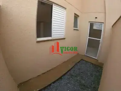 Apartamento com 2 quartos em Serra Dourada