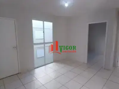 Apartamento com 2 quartos em Icaivera