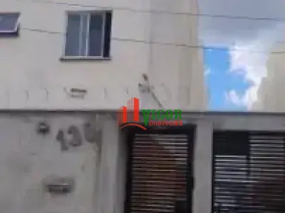 Apartamento com 2 quartos em Arvoredo 2ª Seção