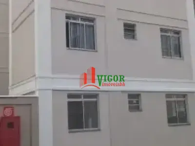 Apartamento com 2 quartos em Vila Rica