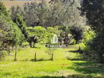 Chácara com 3 quartos em Zona Rural
