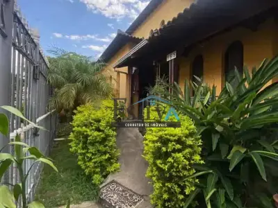 Casa com 4 quartos em Inconfidentes, Contagem - 333m²