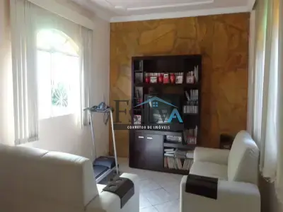 Casa com 2 quartos em Vera Cruz, Contagem - 360m²