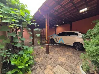 Casa com 3 quartos em Fonte Grande, Contagem - 140m²