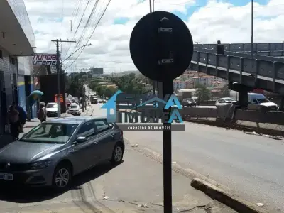Prédio com 2 quartos em Inconfidentes, Contagem - 525m²