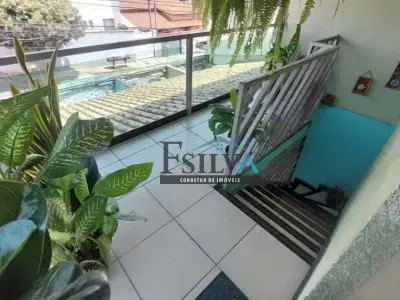 Casa Geminada com 3 quartos em Novo Eldorado, Contagem - 127m²