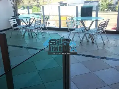 Casa Geminada com 3 quartos em Europa, Contagem - 180m²