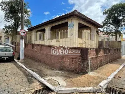 Casa com 2 quartos em Centro, Itararé - 174m²
