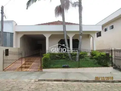 Casa com 2 quartos em João Adolfo, Itararé - 187m²