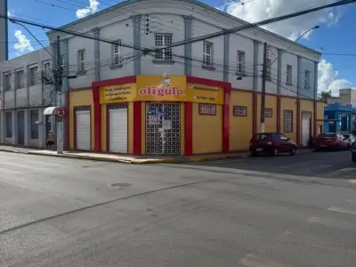 Prédio com 0 quartos em Centro, Itararé - 302m²