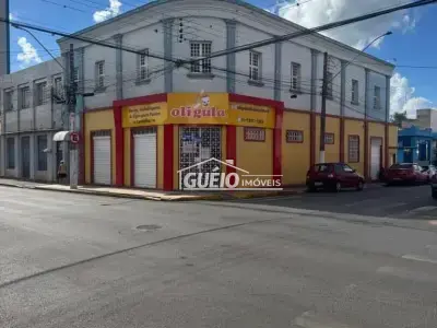 Prédio com 0 quartos em Centro, Itararé - 302m²