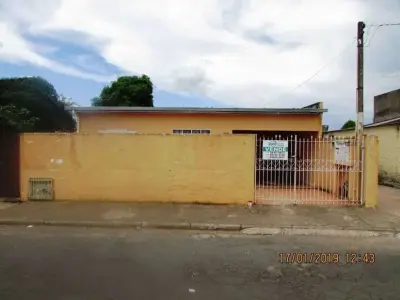 Casa com 3 quartos em Vila Ozório, Itararé - 100m²