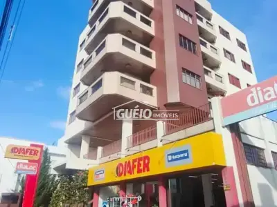 Apartamento com 4 quartos em Centro, Itararé - 250m²
