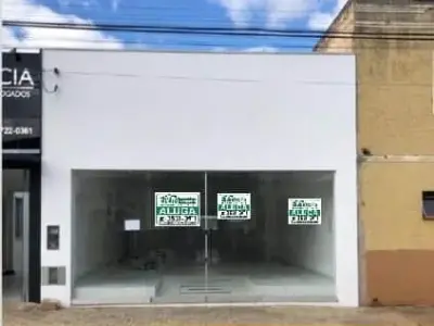 Prédio com 0 quartos em Centro, Itararé - 140m²