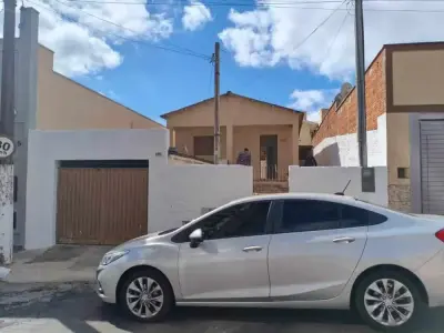 Casa com 2 quartos em Centro, Itararé - 70m²