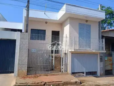 Casa com 2 quartos em Vila Jurandir, Itararé - 120m²