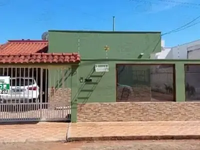 Casa com 3 quartos em Jardim Regina, Itararé - 178m²