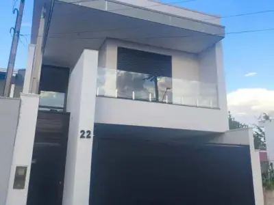 Sobrado com 2 quartos em Centro, Itararé - 233m²