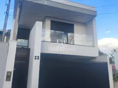 Sobrado com 2 quartos em Centro, Itararé - 233m²