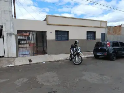 Casa com 3 quartos em Vila Ozório, Itararé - 117m²