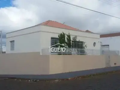 Casa com 3 quartos em Centro, Itararé - 115m²