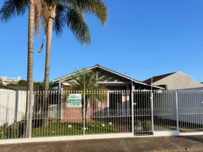 Casa com 3 quartos em Jardim Claudina, Itararé - 200m²