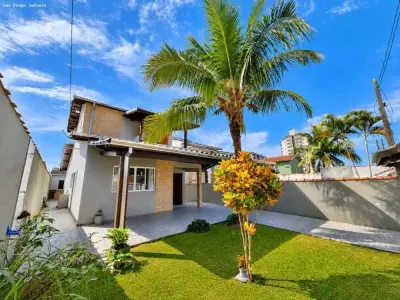 Sobrado com 3 quartos em Martim de Sá, Caraguatatuba - 199m²