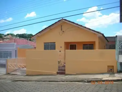 Casa com 2 quartos em Centro, Itararé - 100m²