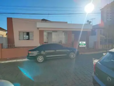 Casa com 3 quartos em Centro, Itararé - 211m²