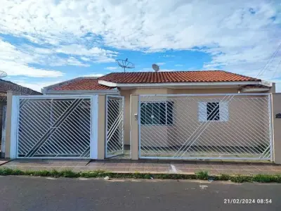 Casa com 3 quartos em Centro, Itararé - 138m²