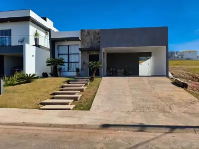 Casa com 3 quartos em Vale do Itararé, Itararé - 300m²