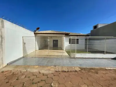 Casa com 2 quartos em Condomínio dos Professores - AFEMI, Itararé - 150m²